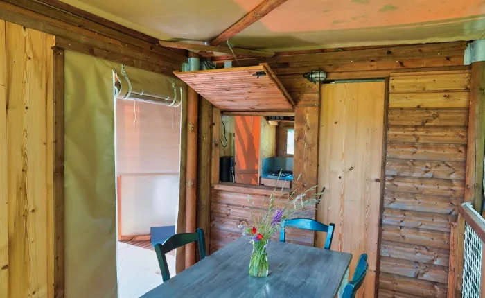 intérieur bois séjour chalet tarn 