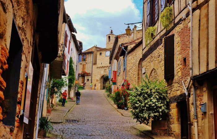 tourisme cordes sur ciel